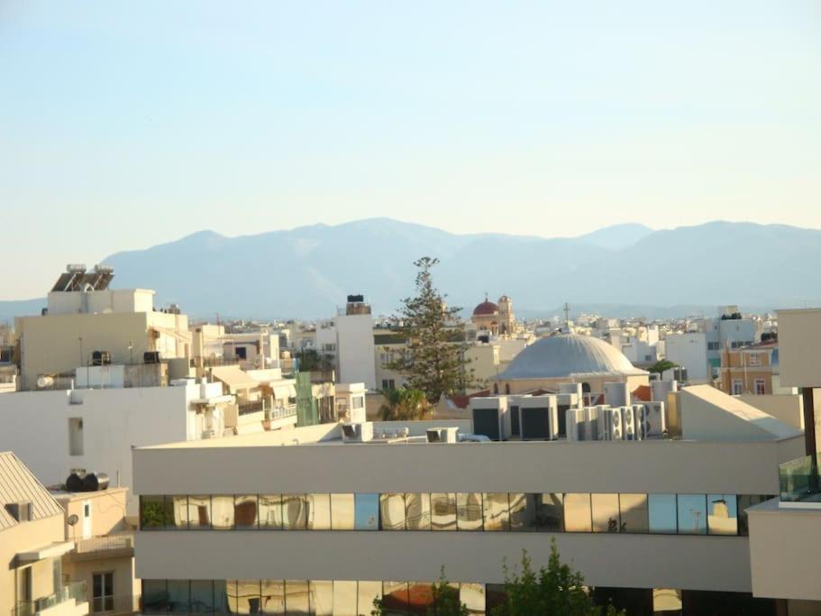Ferienwohnung Centre Penthouse With Seaview Iraklio Exterior foto